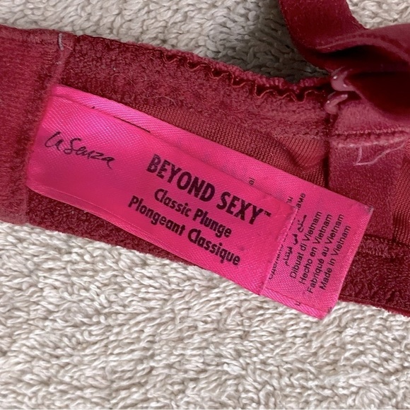 LA Senza Red Lace Beyond Sexy Classic Plunge Bra 38D - Picture 6 of 14